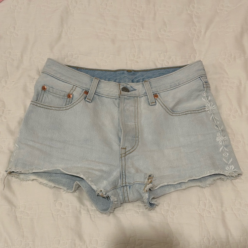 Levi’s 501 denim shorts